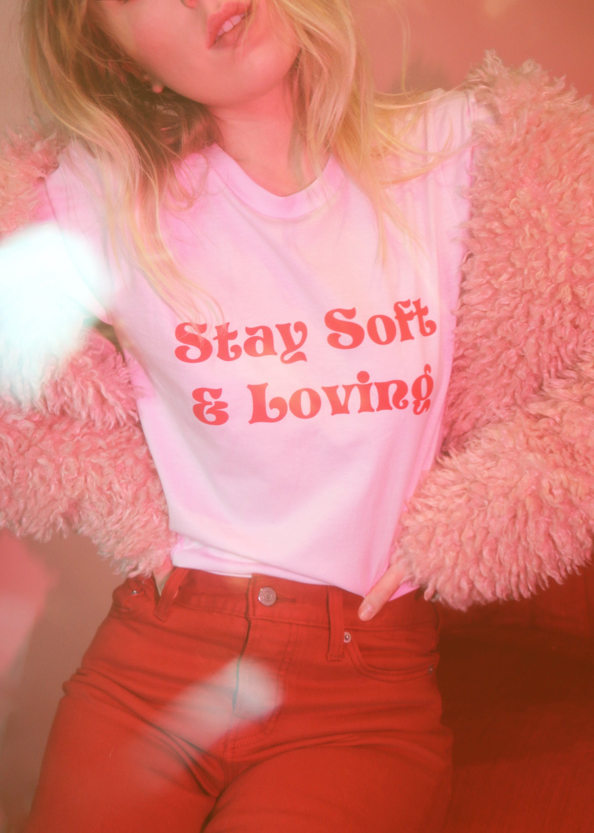 stay soft and loving tee - 7