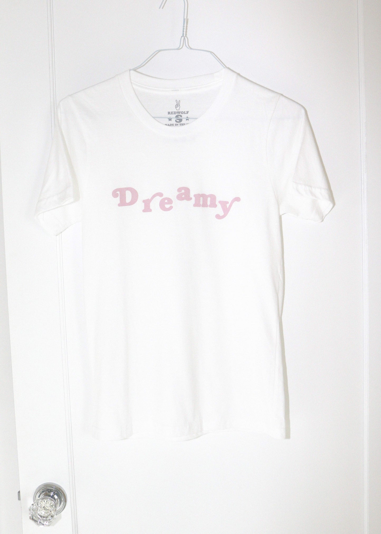 DREAMY TEE - REDWOLF