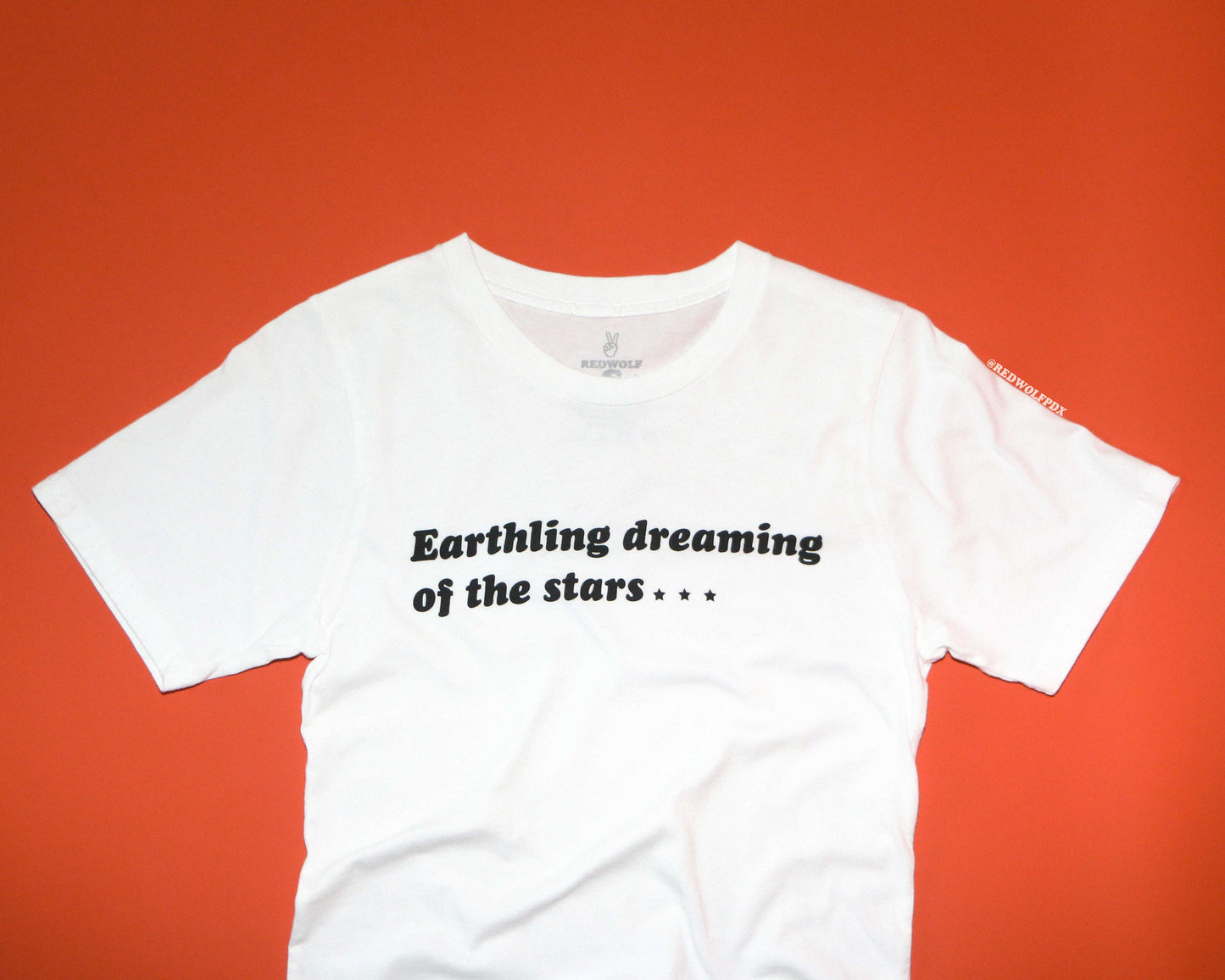 EARTHLING DREAMING OF THE STARS TEE