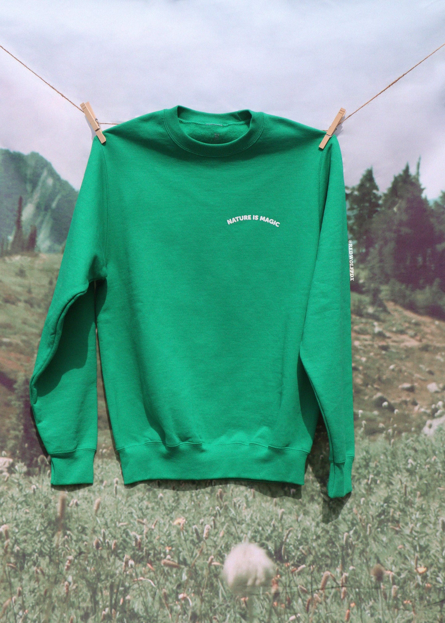 NATURE IS MAGIC SWEATSHIRT - REDWOLF