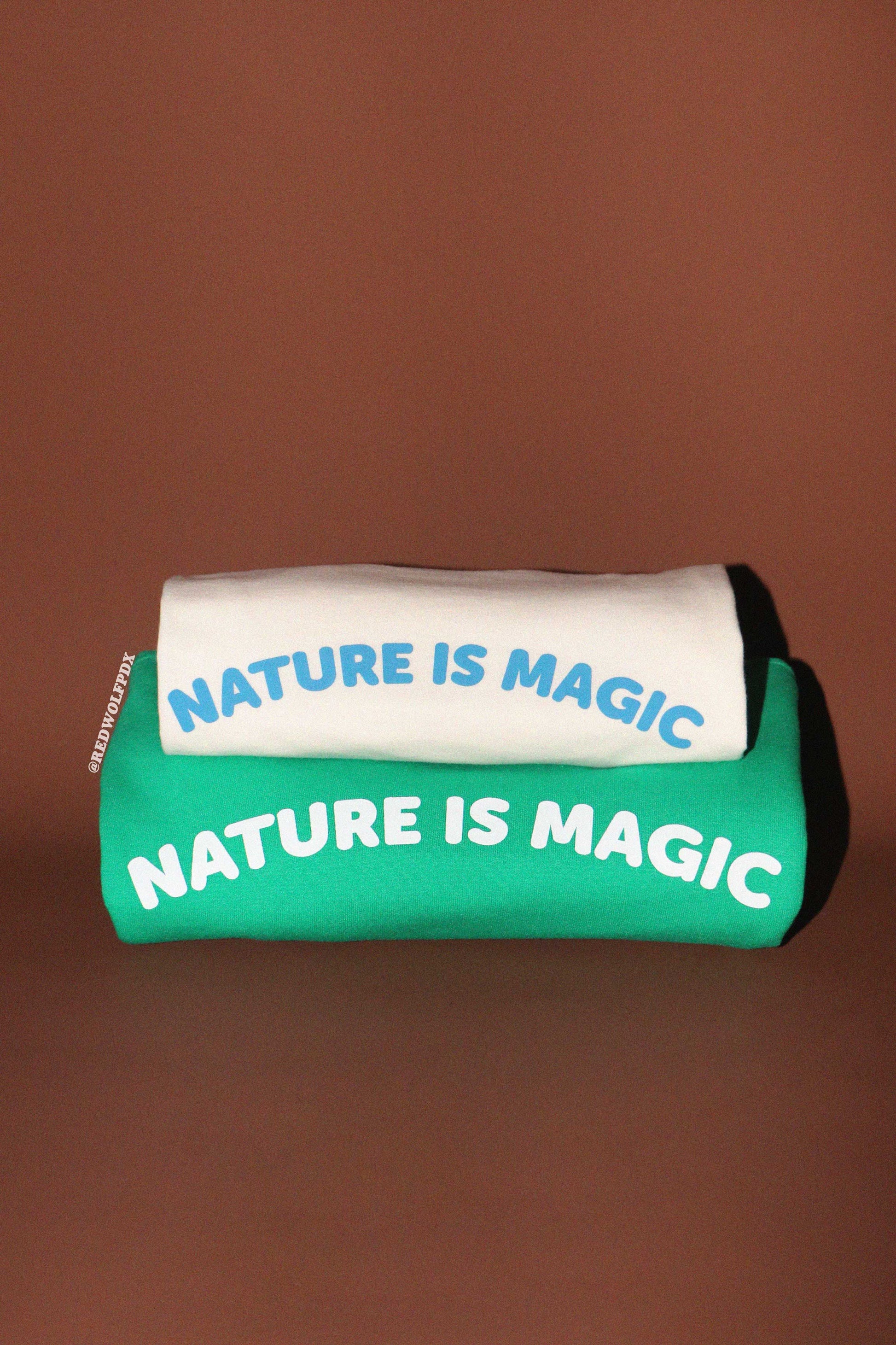 NATURE IS MAGIC TEE - REDWOLF