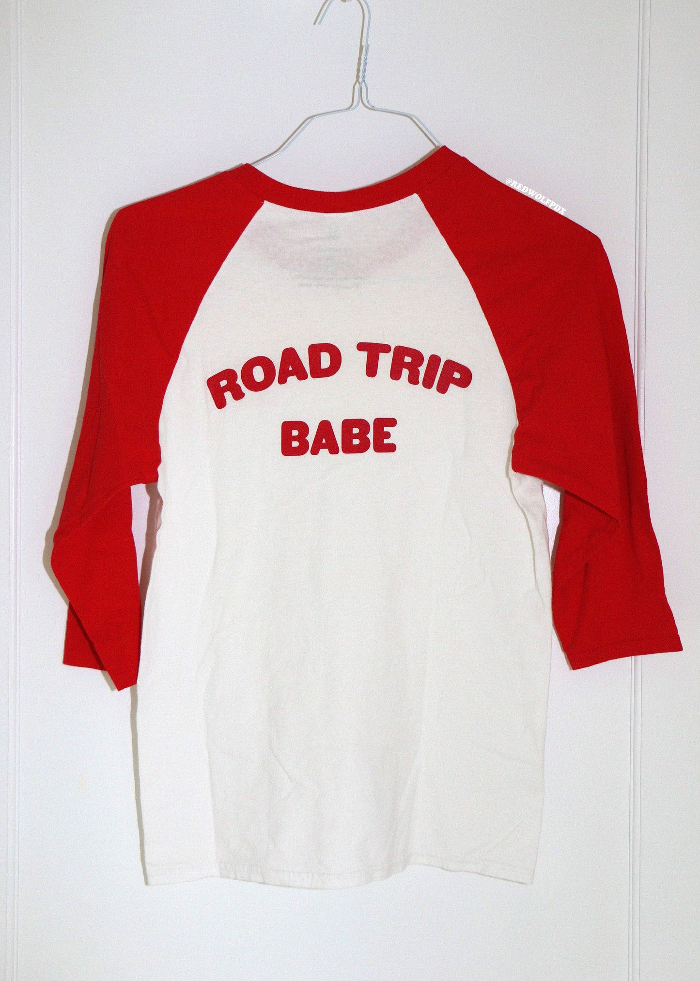 Road Trip Babe Raglan - REDWOLF