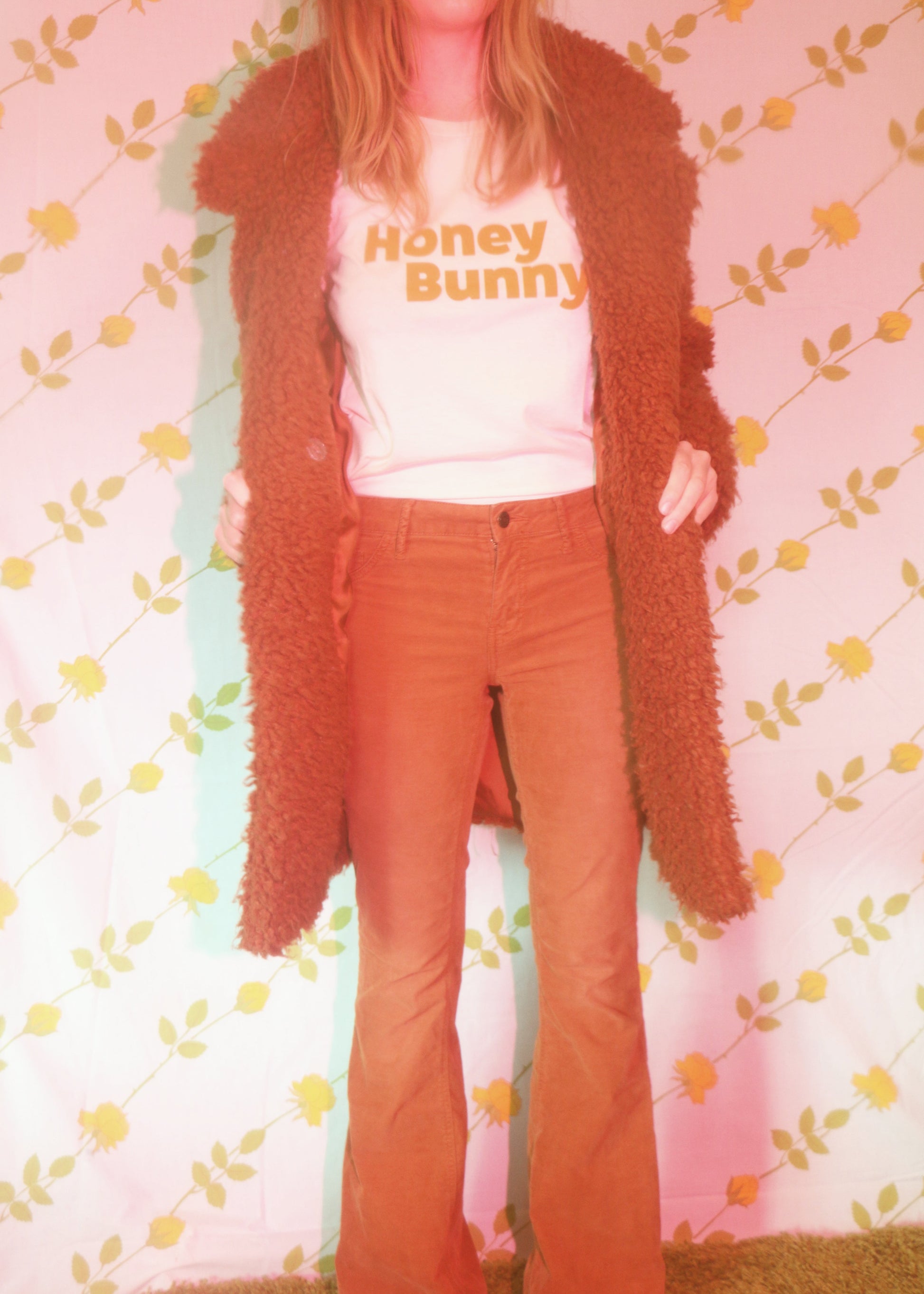 Honey Bunny Tee – REDWOLF