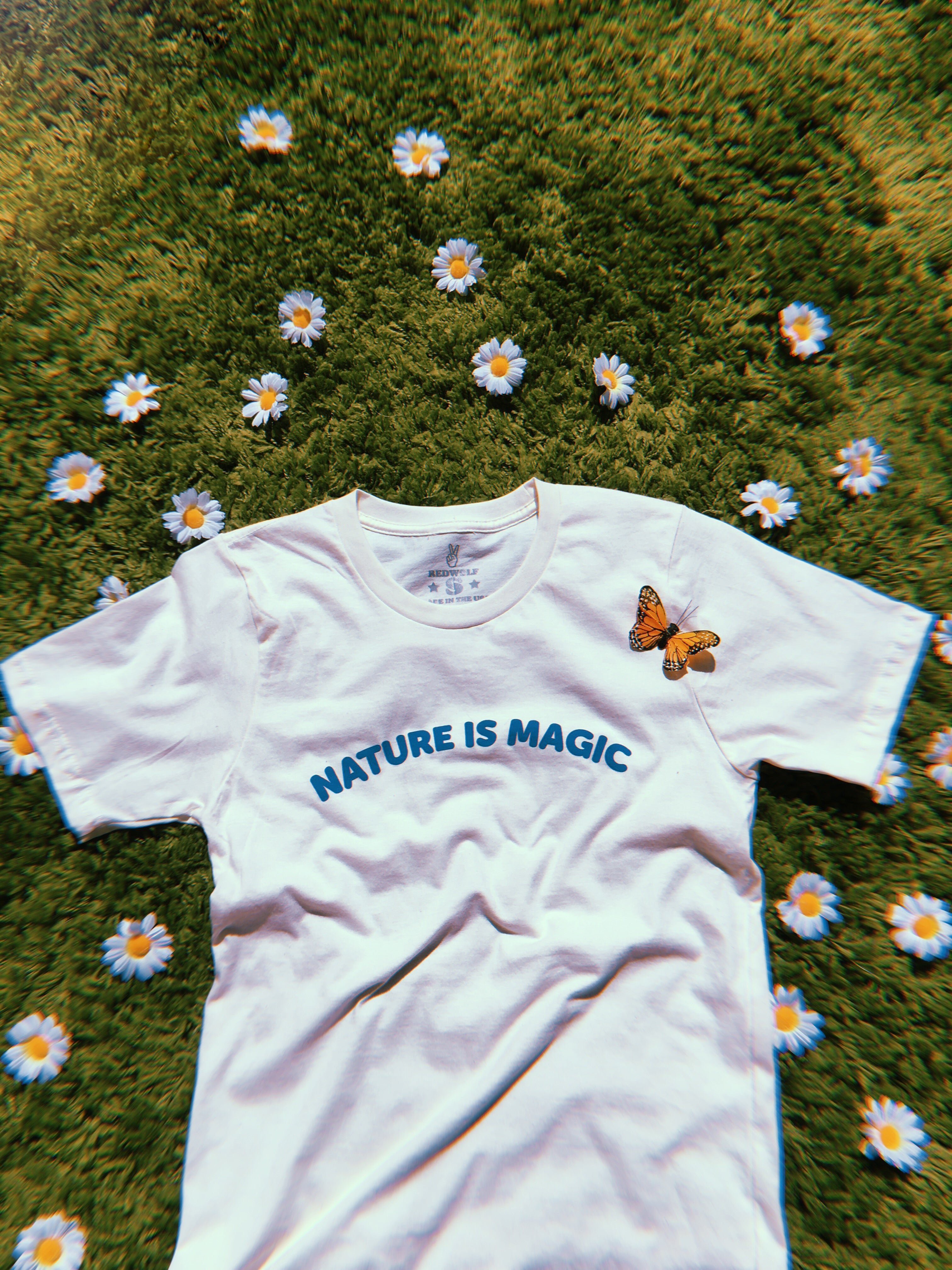 NATURE IS MAGIC TEE - 5