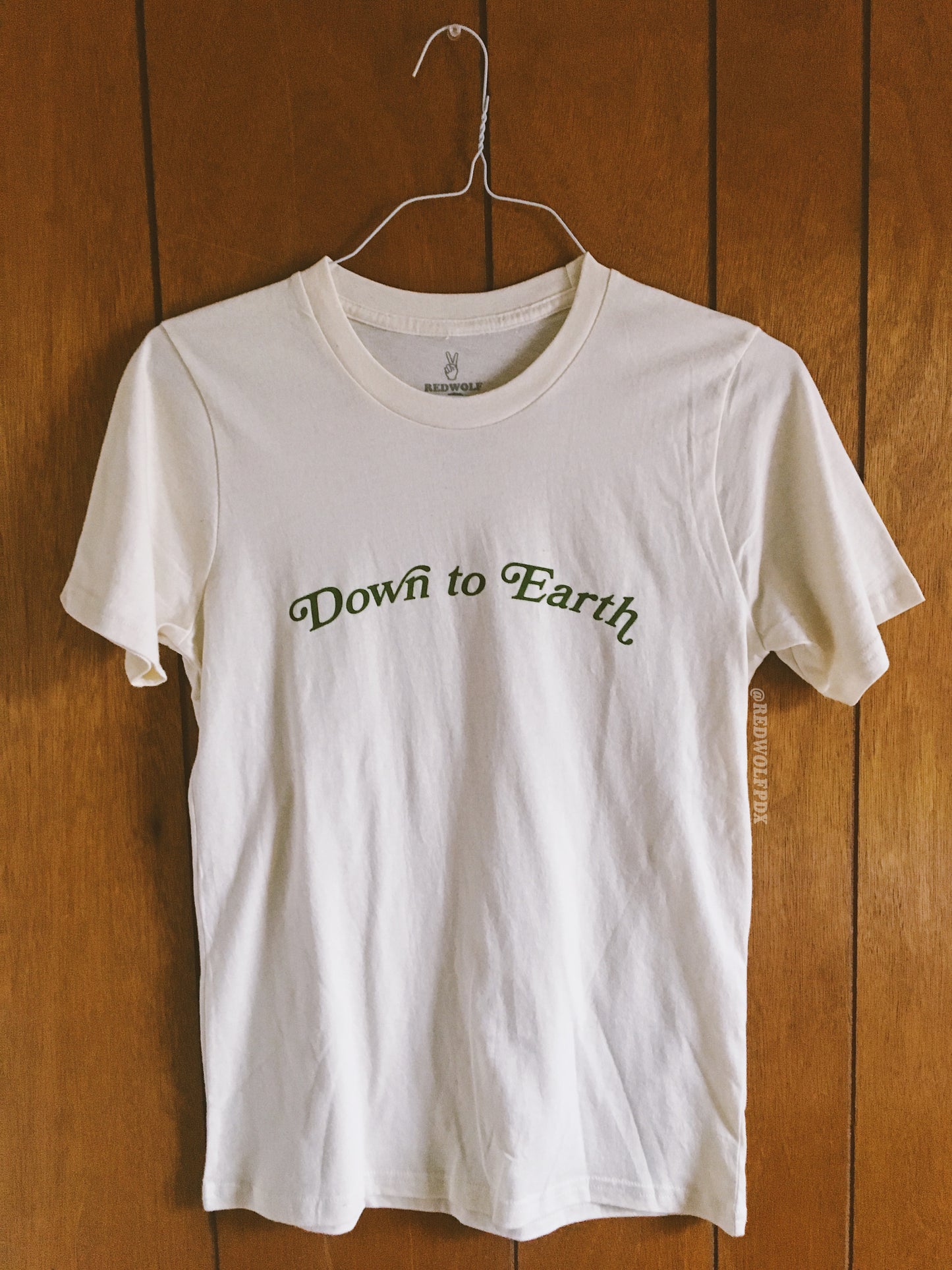  T-Shirts - DOWN TO EARTH TEE - REDWOLF